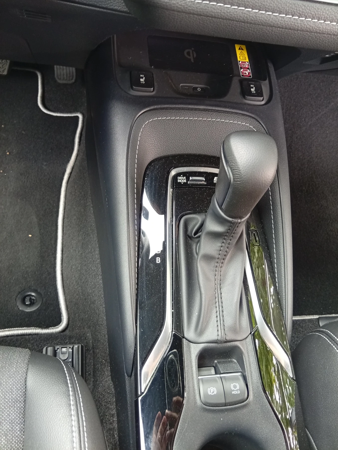 Toyota Corolla 2024 3345km! HYBRID 1.8i АВТОМАТ, TEAM D edition - изображение 8
