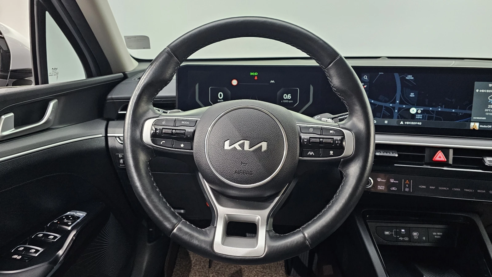 Kia K5 2.0LPI PRESTIGE | Mobile.bg   12