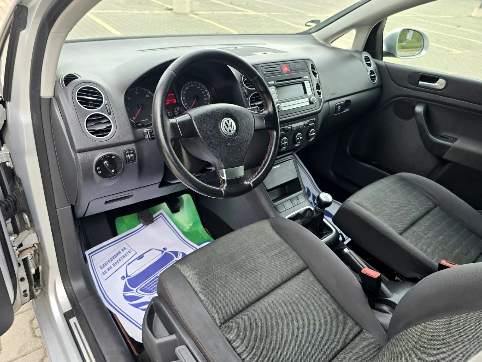 VW Golf Plus 1.9TDI/105hp/ПАРКТРОНИК - изображение 8