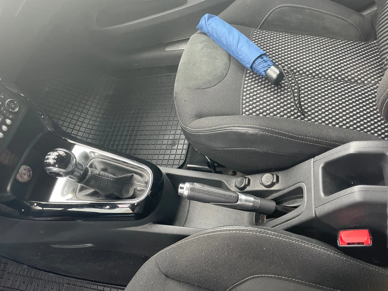 Citroen DS3 1.6 - изображение 9