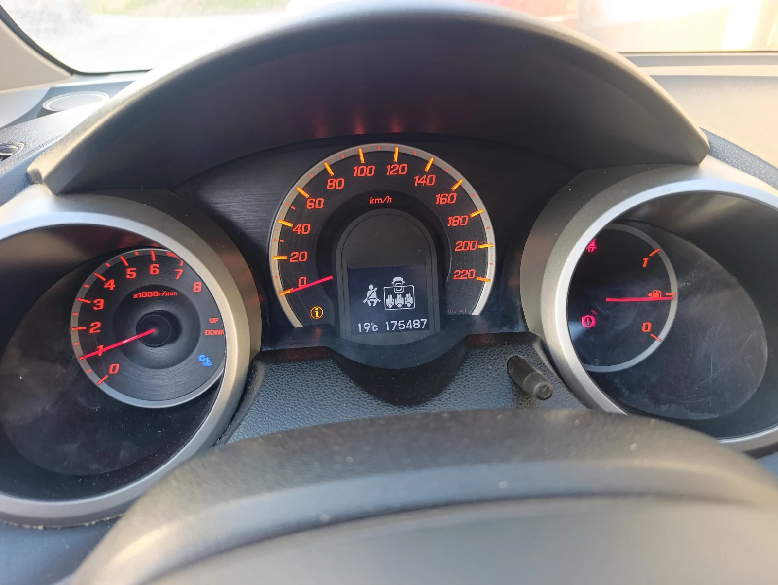 Honda Jazz  - изображение 10