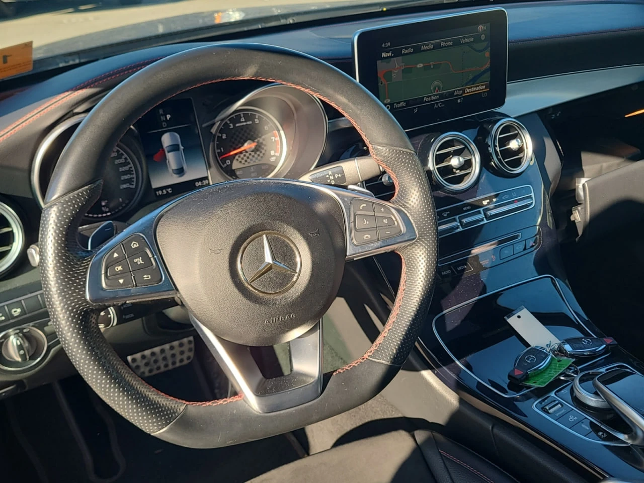 Mercedes-Benz C 43 AMG * АВТО КРЕДИТ* ЦЕНА ДО БГ * СЕРВИЗНА ИСТОРИЯ *  | Mobile.bg — изображение 6