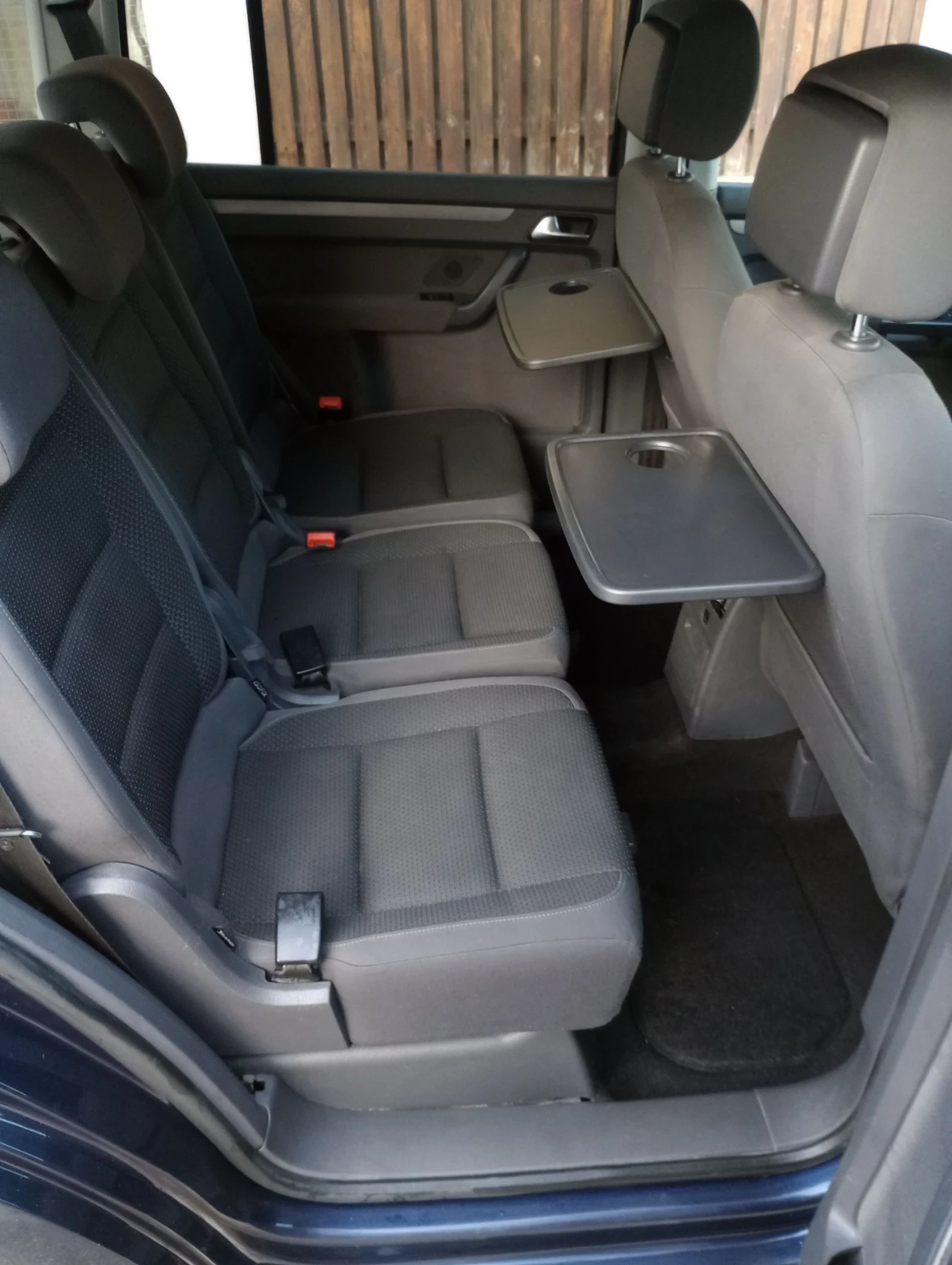 VW Touran 1.6TDI/105k. | Mobile.bg � ����������� 13