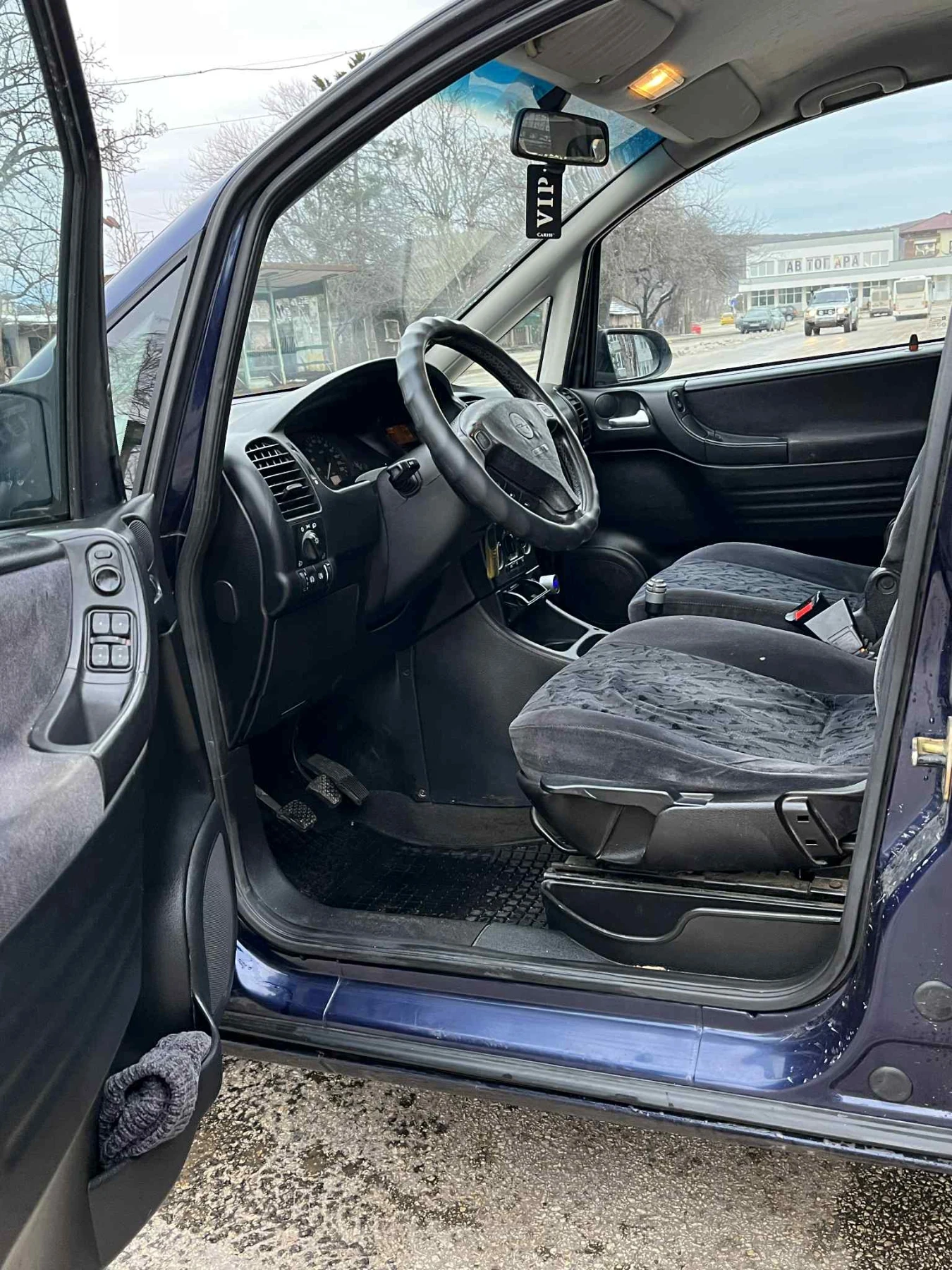 Opel Zafira 2.0 dizel 101kc - изображение 10