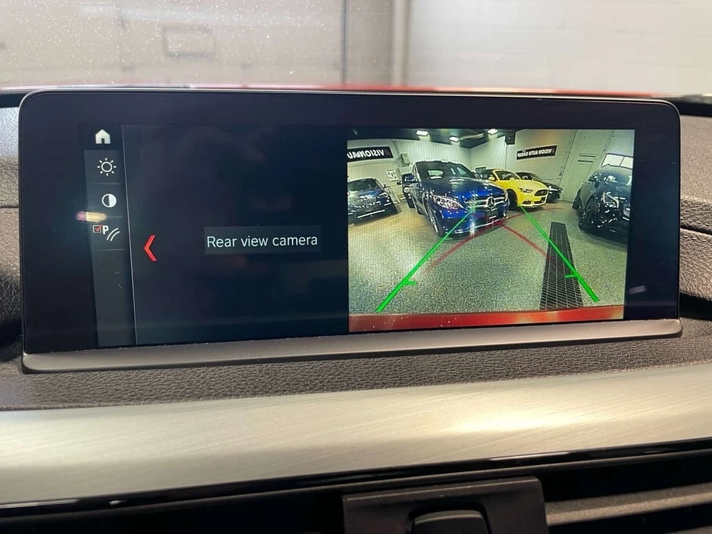 BMW 330 * xDrive SA * CARFAX * ���� �� �� | Mobile.bg � ����������� 14