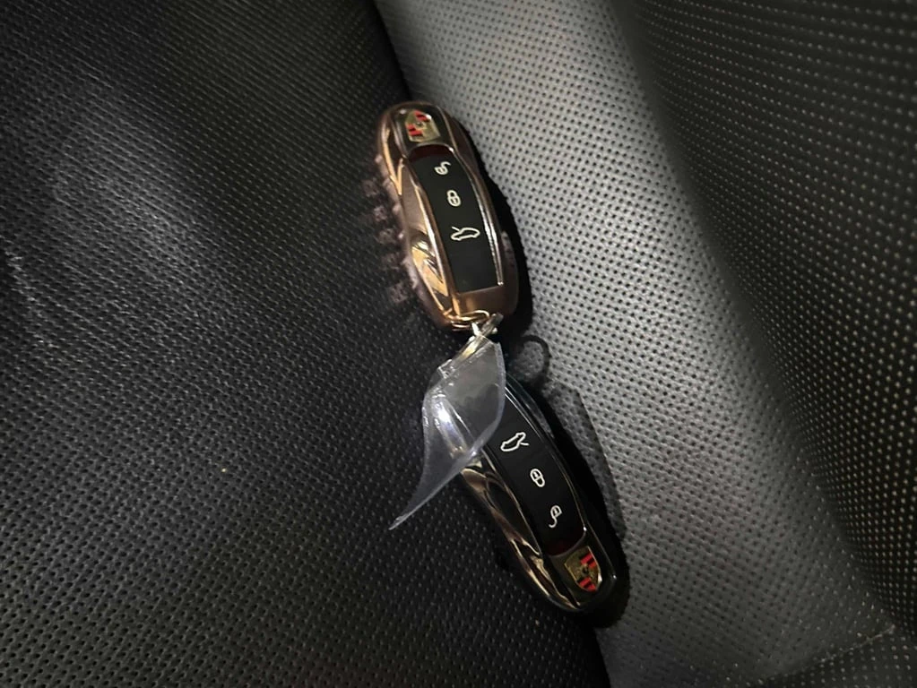 Porsche 911 Carrera 4  Cabriolet * ФИНАНСИРАНЕ - изображение 10