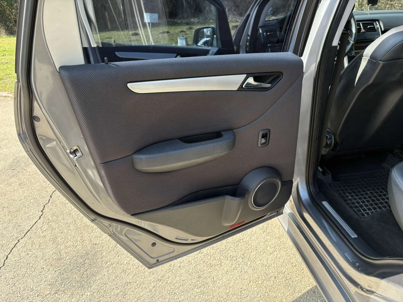 Mercedes-Benz B 200, снимка 17 - Автомобили и джипове - 53714685