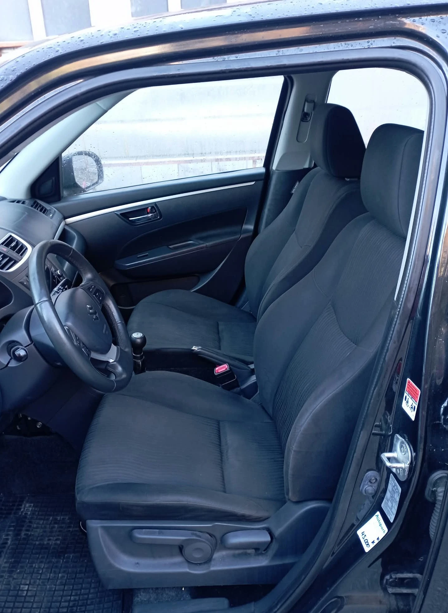 Suzuki Swift 1.2, снимка 7 - Автомобили и джипове - 53735925