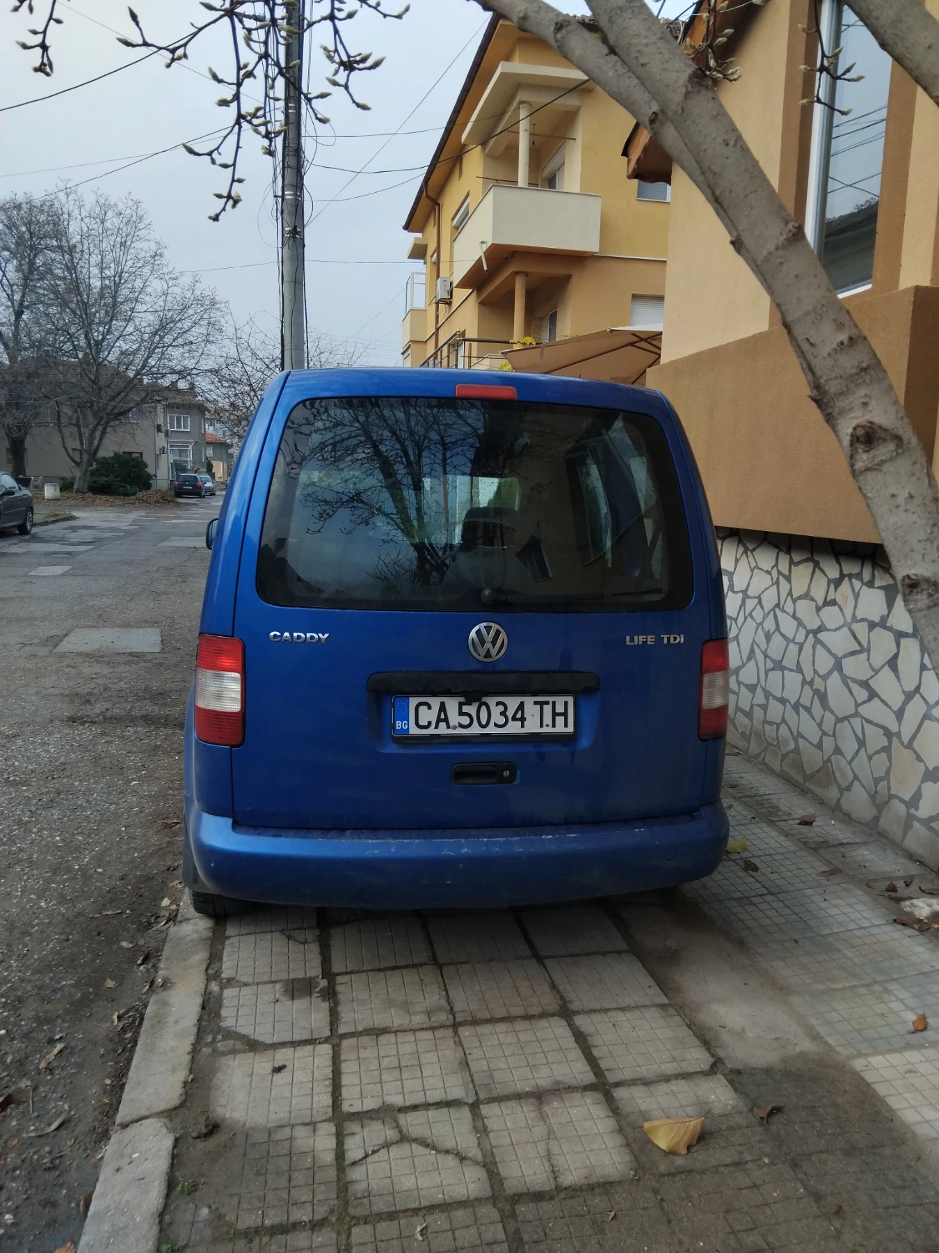 VW Caddy Life 7места, снимка 6 - Автомобили и джипове - 53843727