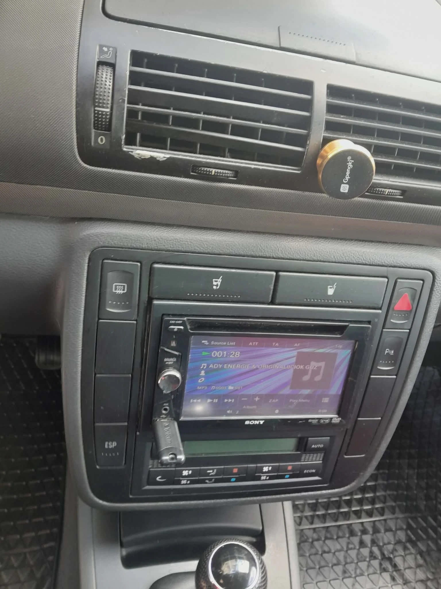 VW Sharan, снимка 8 - Автомобили и джипове - 54554200