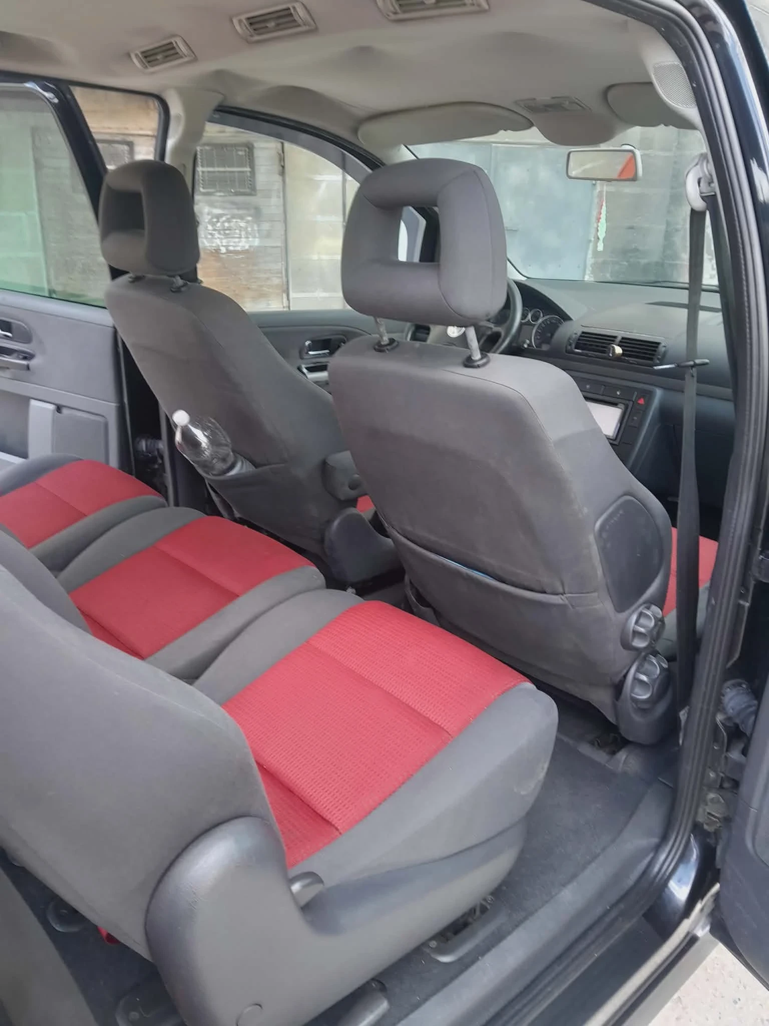 VW Sharan, снимка 12 - Автомобили и джипове - 54554200