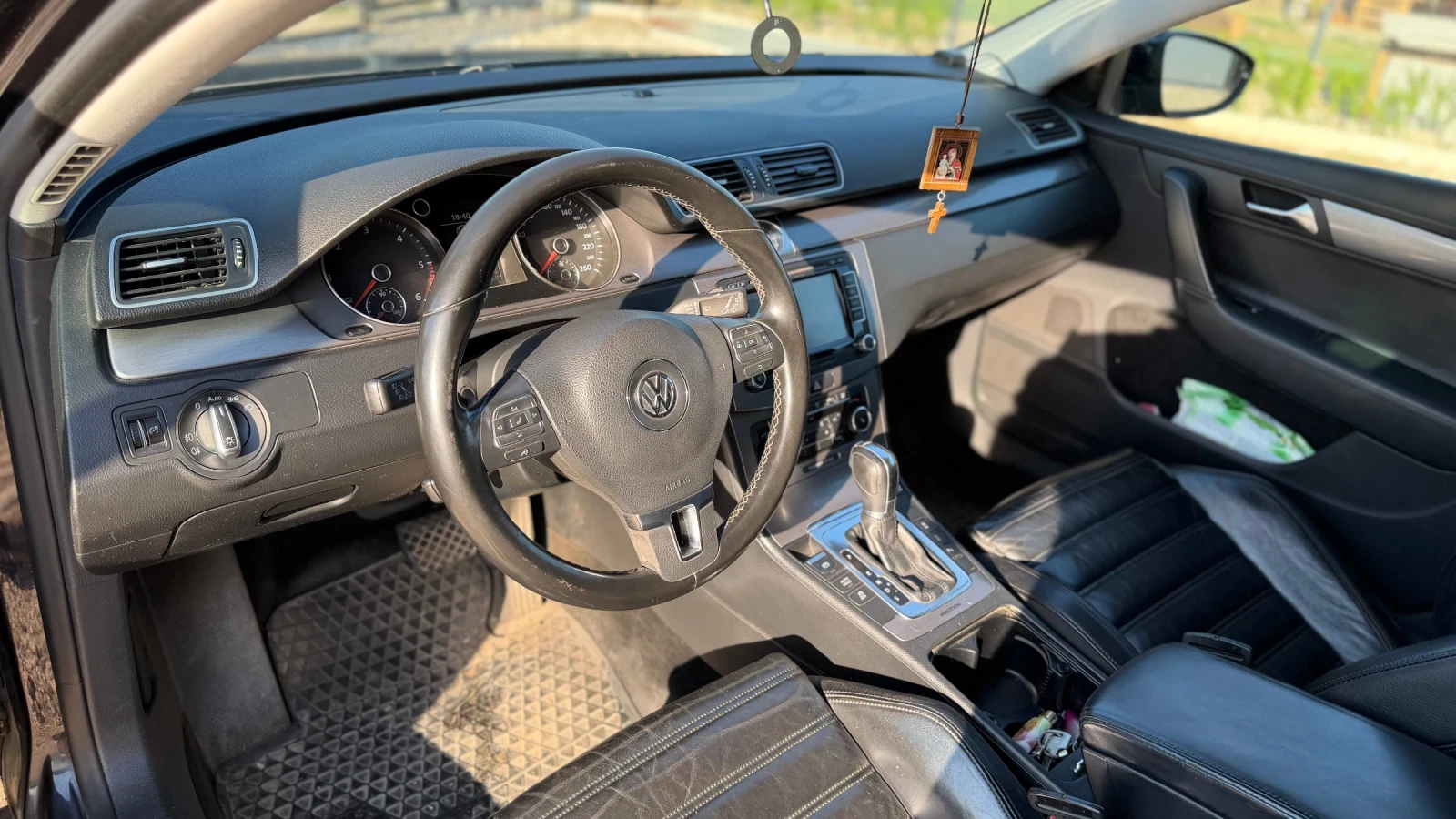 VW Passat 2.0tdi, снимка 5 - Автомобили и джипове - 54857568