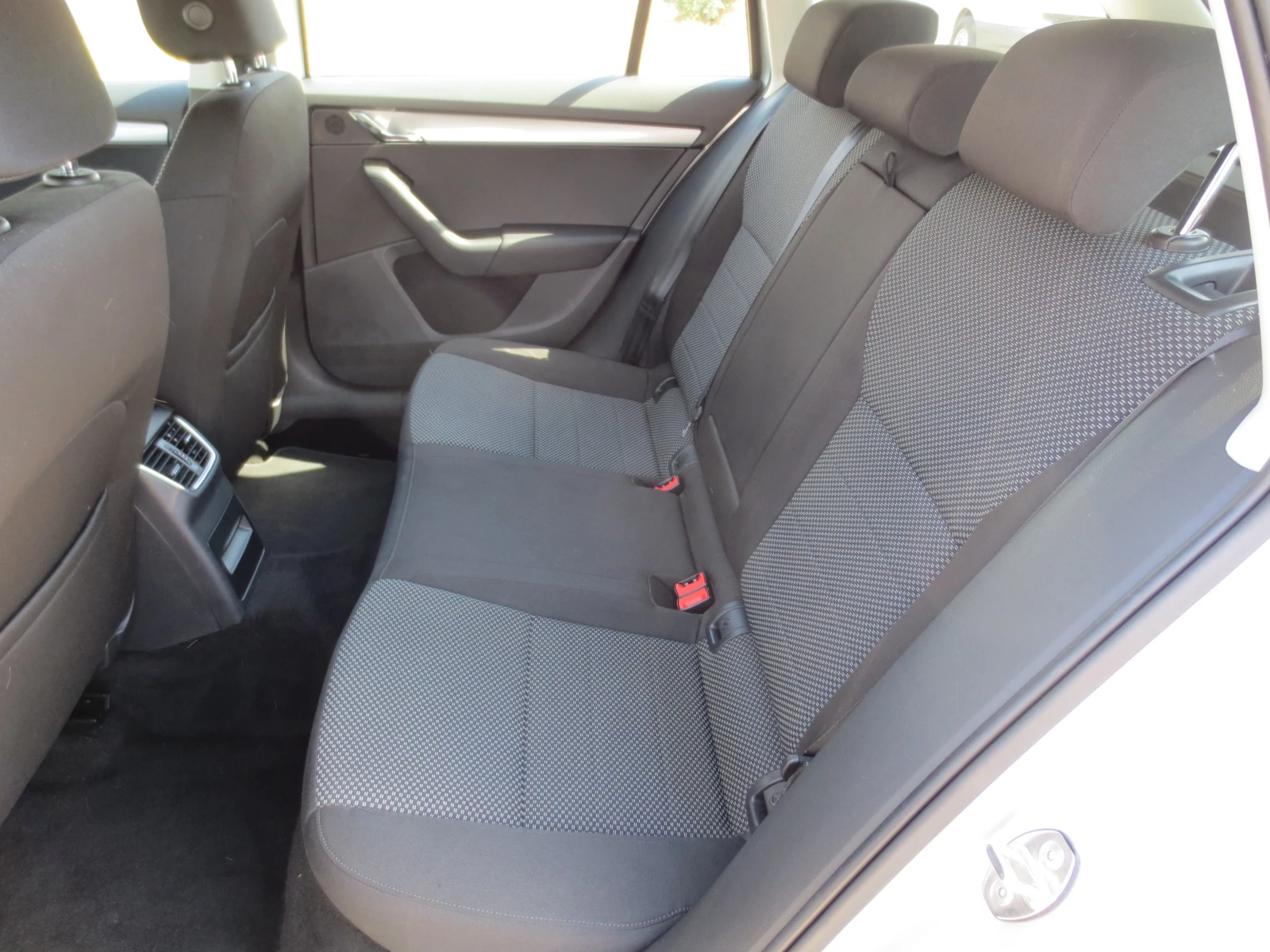 Skoda Octavia 1.4 i G-TEC * METAH*  | Mobile.bg � ����������� 12