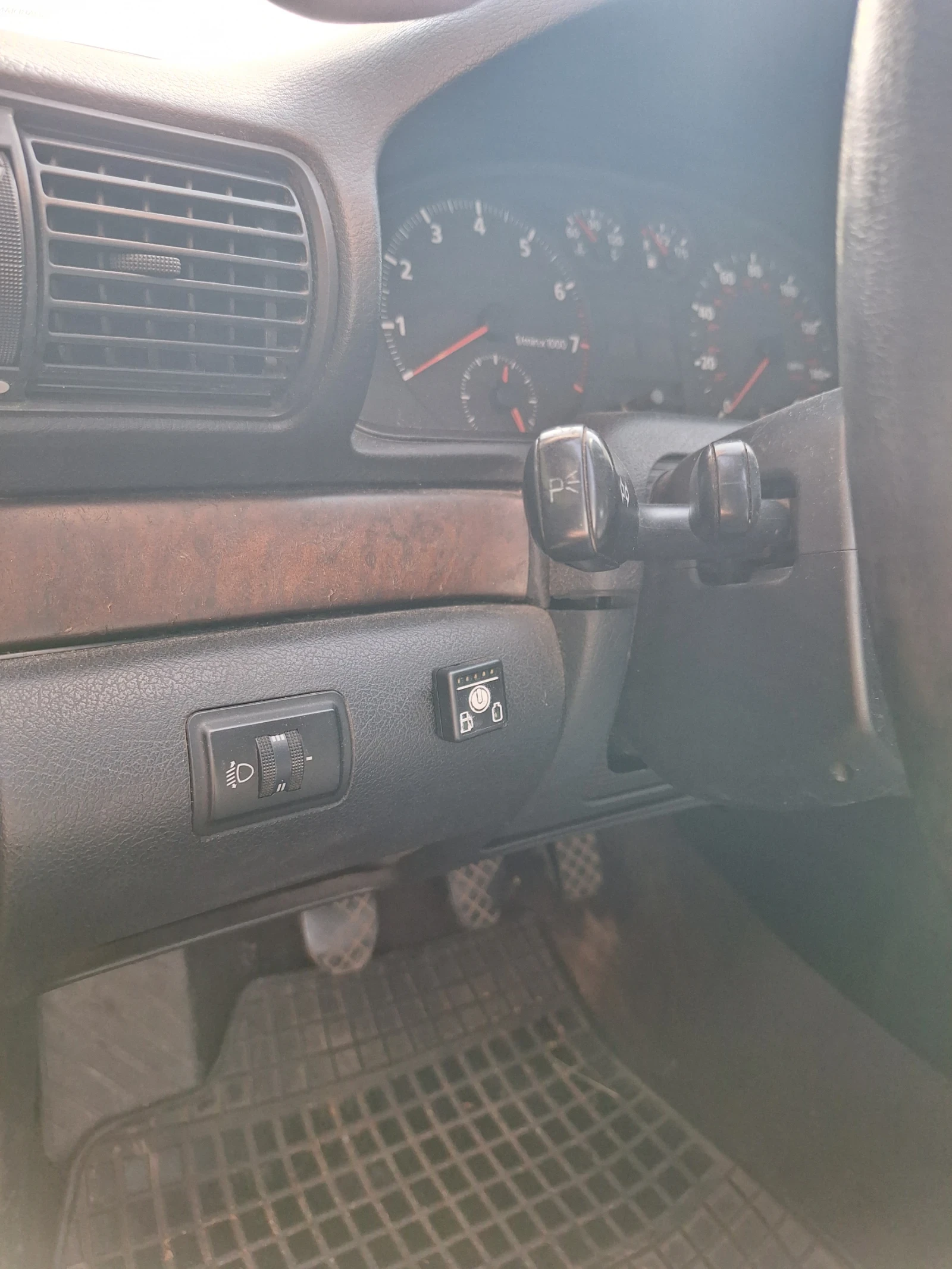 Audi A4, снимка 7 - Автомобили и джипове - 55864676