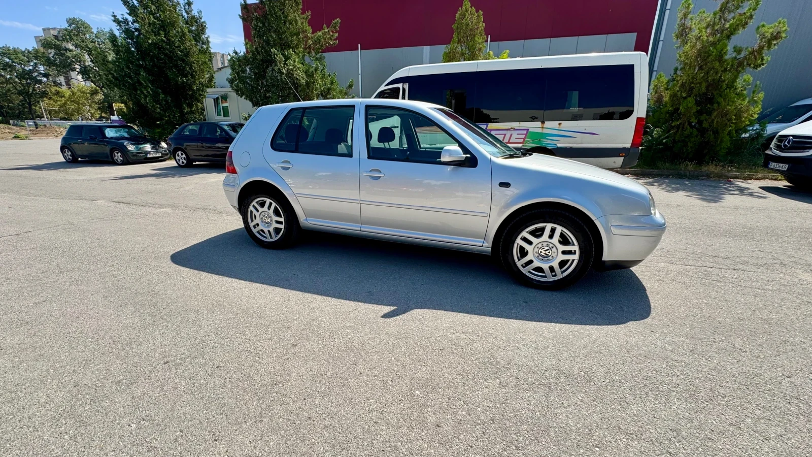 VW Golf, снимка 6 - Автомобили и джипове - 55900647