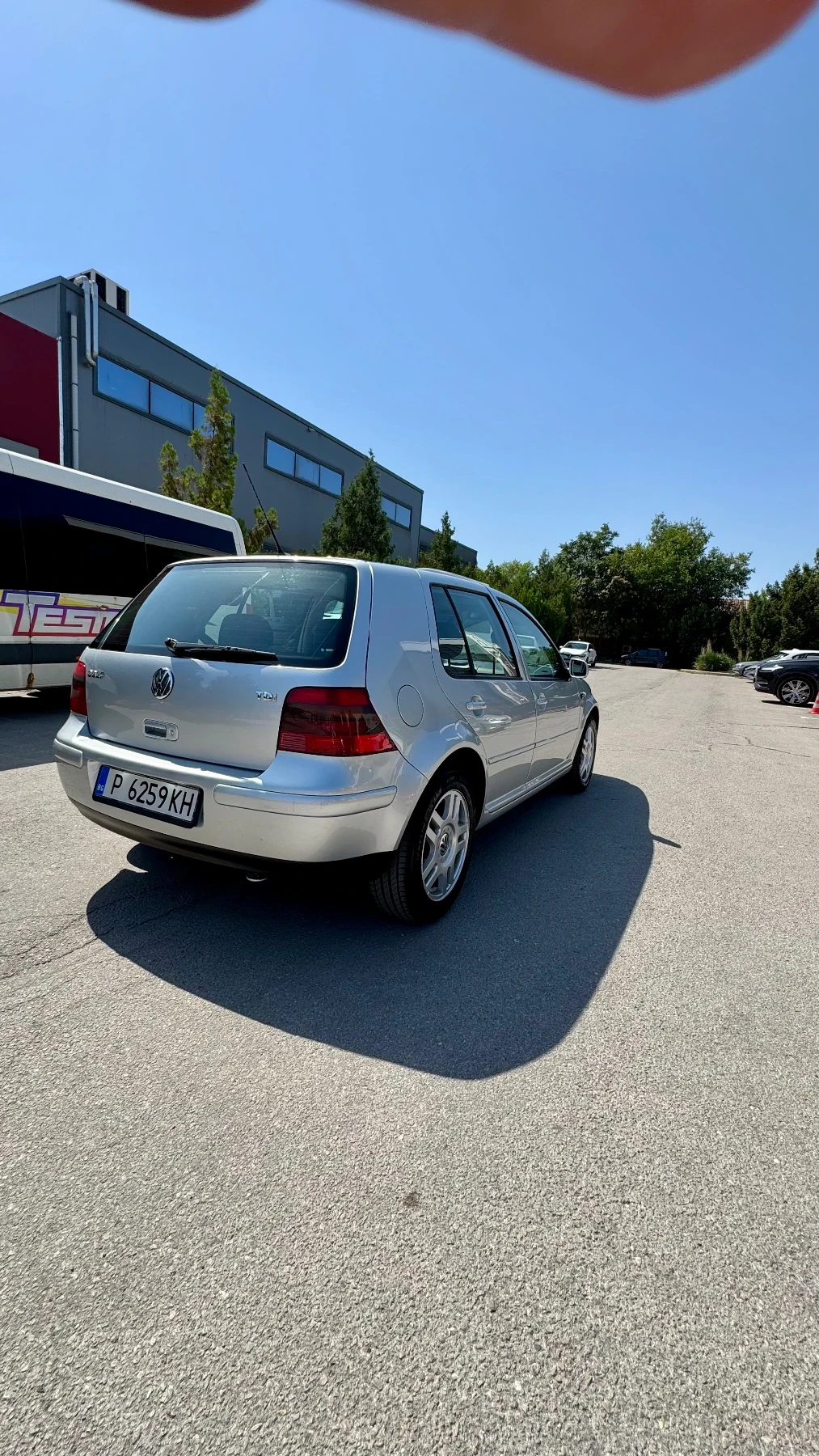 VW Golf, снимка 3 - Автомобили и джипове - 55900647