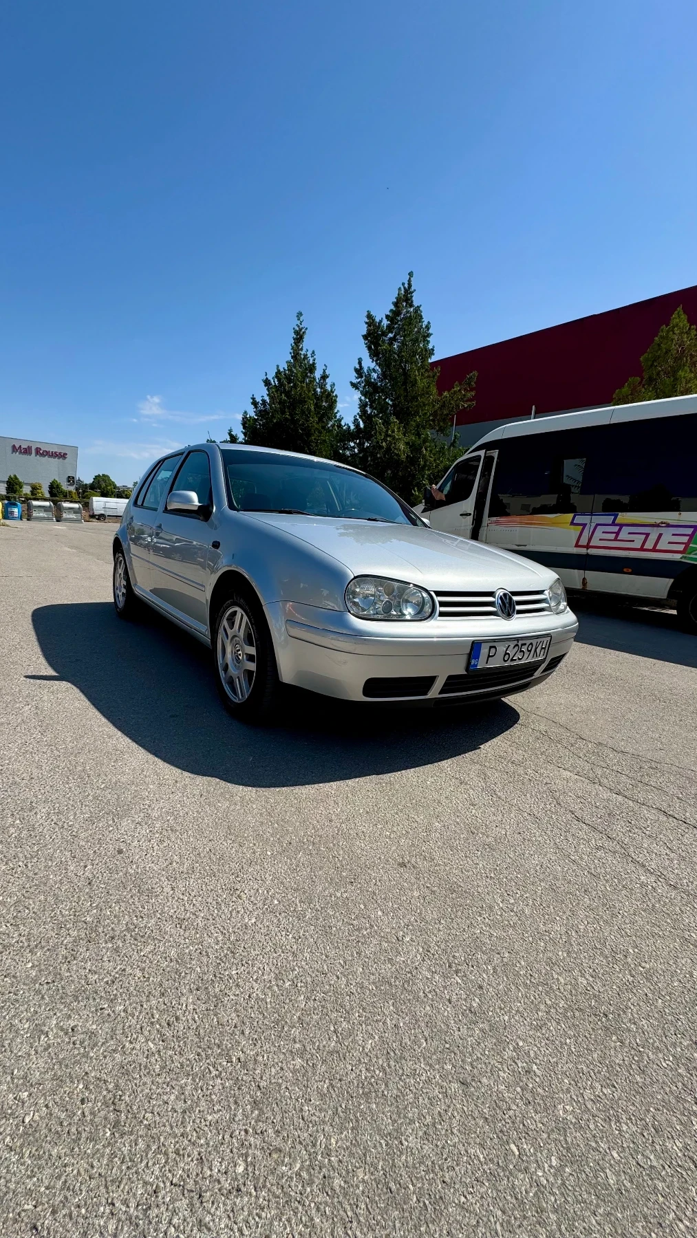VW Golf, снимка 2 - Автомобили и джипове - 55900647