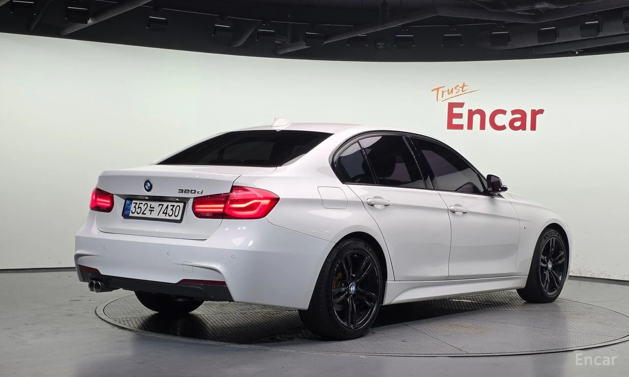 BMW 320 d* M SPORT* ХЕДЪП* КАМЕРА* ШИБИДАХ* КРАЙНА ЦЕНА, снимка 4 - Автомобили и джипове - 55983710