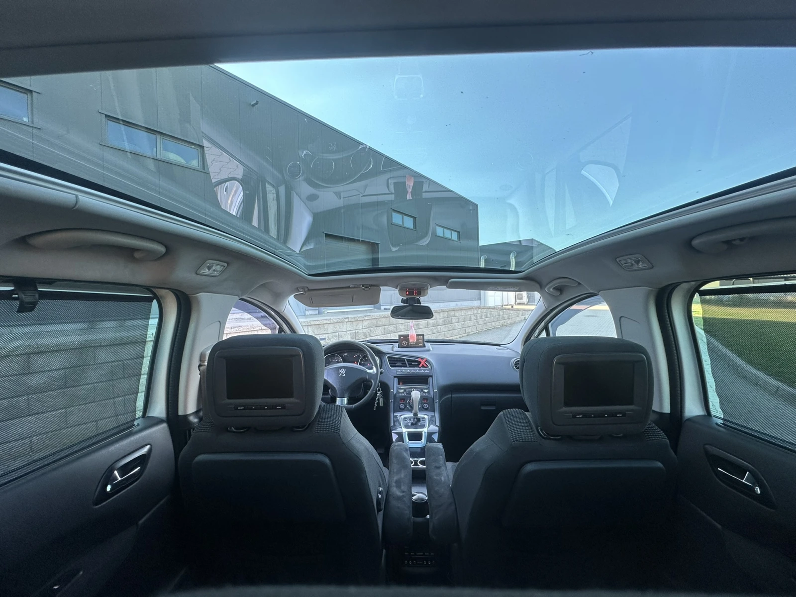 Peugeot 5008 2.0НDI 163кс Head up, Navi, Pano, снимка 9 - Автомобили и джипове - 55991717