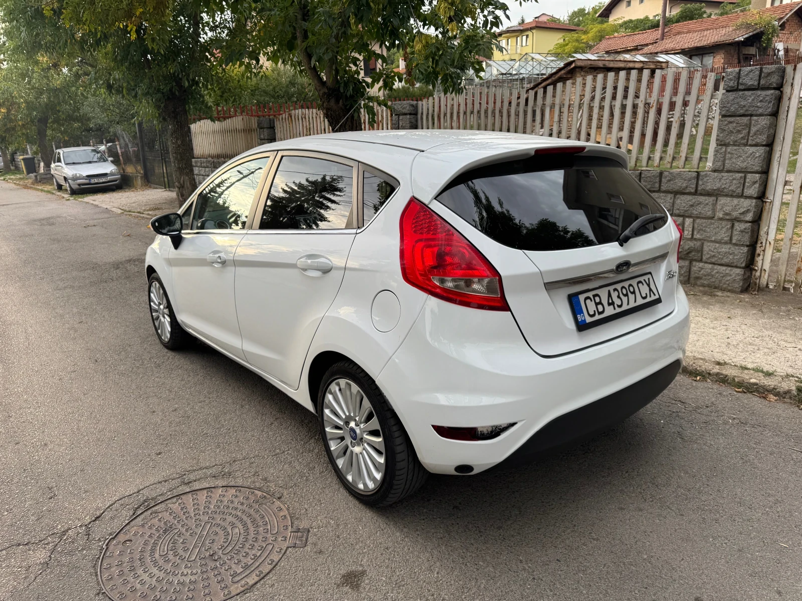 Ford Fiesta 1.25 /82 кс. Газ инжекцион, снимка 6 - Автомобили и джипове - 56151308