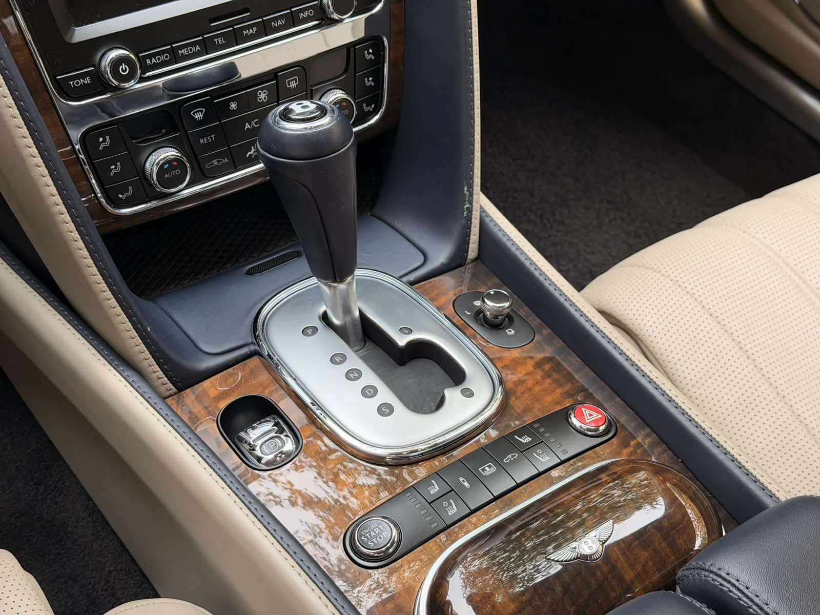 Bentley Continental FLYING SPUR FACELIFT 6.0L W12, снимка 15 - Автомобили и джипове - 56726181