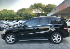 Mercedes-Benz ML 500 * AMG LINE* V8* CARFAX* 5.5* 388, снимка 4