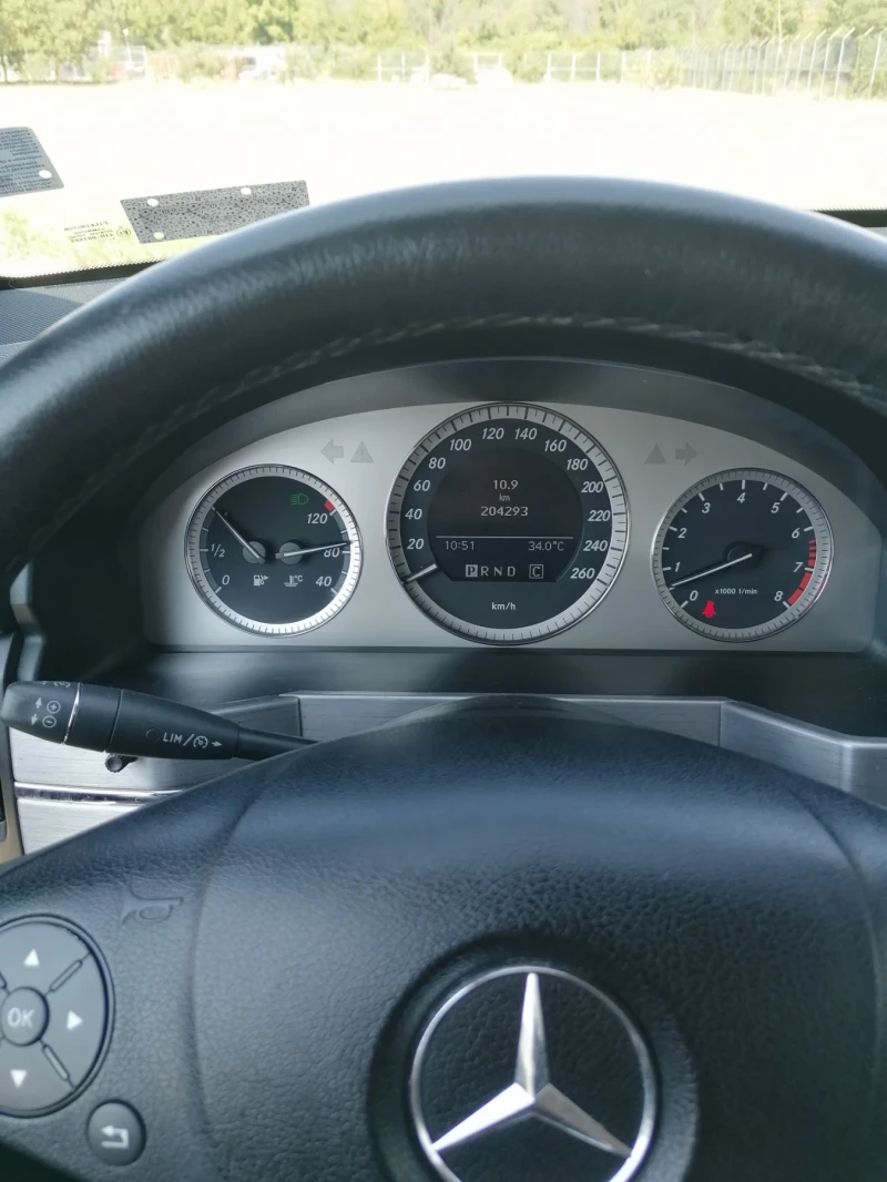 Mercedes-Benz GLK 280 4МATIC, снимка 9 - Автомобили и джипове - 51681429