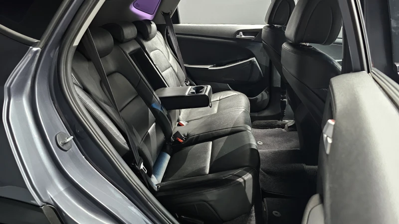 Hyundai Tucson 2.0 2WD MODERN autogeorge.com, снимка 11 - Автомобили и джипове - 51903306