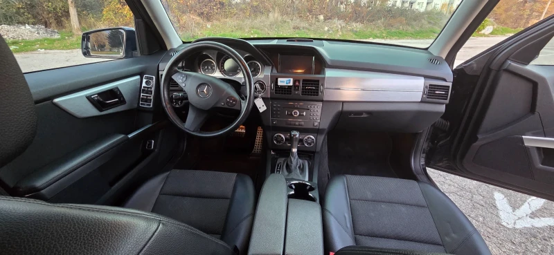 Mercedes-Benz GLK GLK 280 4 MATIC, снимка 11 - Автомобили и джипове - 52597231