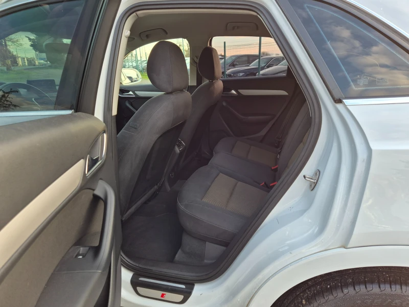 Audi Q3 2.0TDI, снимка 12 - Автомобили и джипове - 52696178