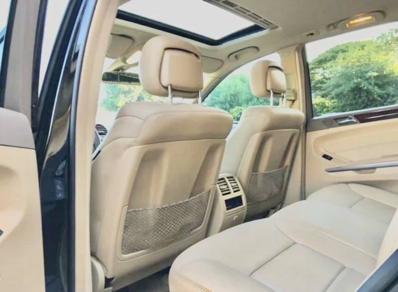 Mercedes-Benz ML 500 * AMG LINE* V8* CARFAX* 5.5* 388, снимка 14 - Автомобили и джипове - 53458791