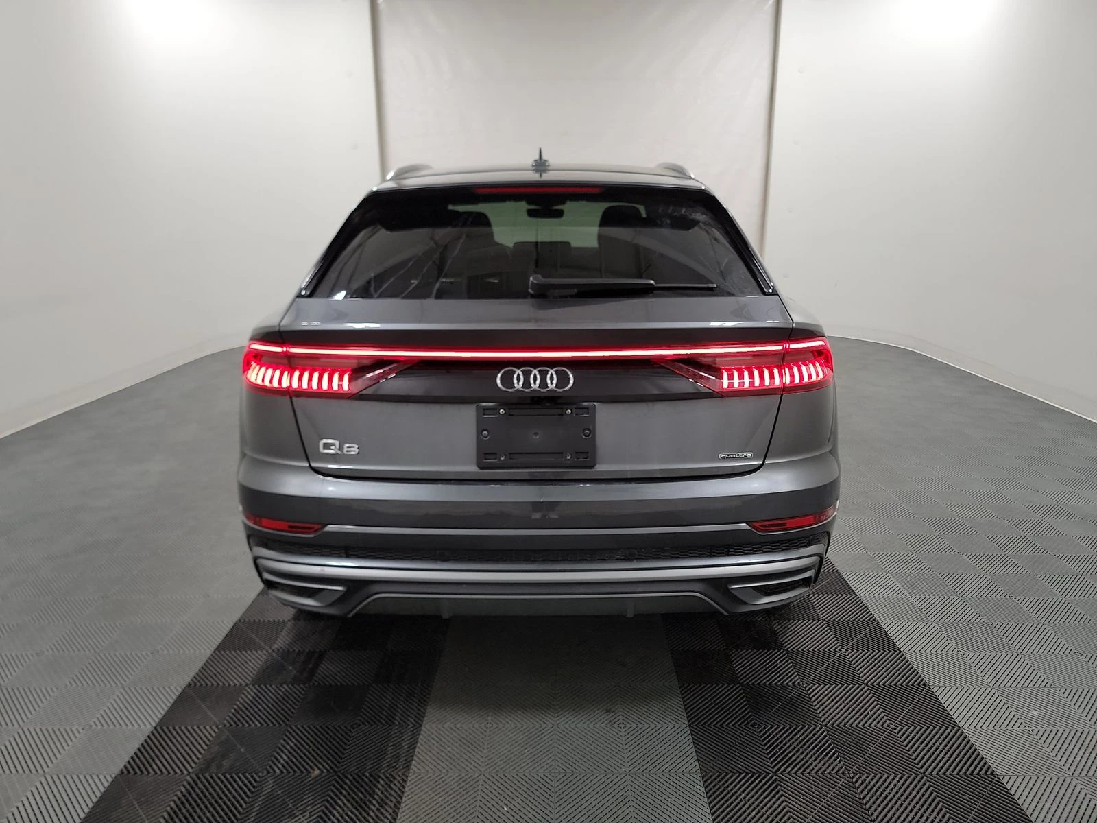 Audi Q8 Progressive* пано* обдух* Virtual* 360 камера* 1 с - изображение 3
