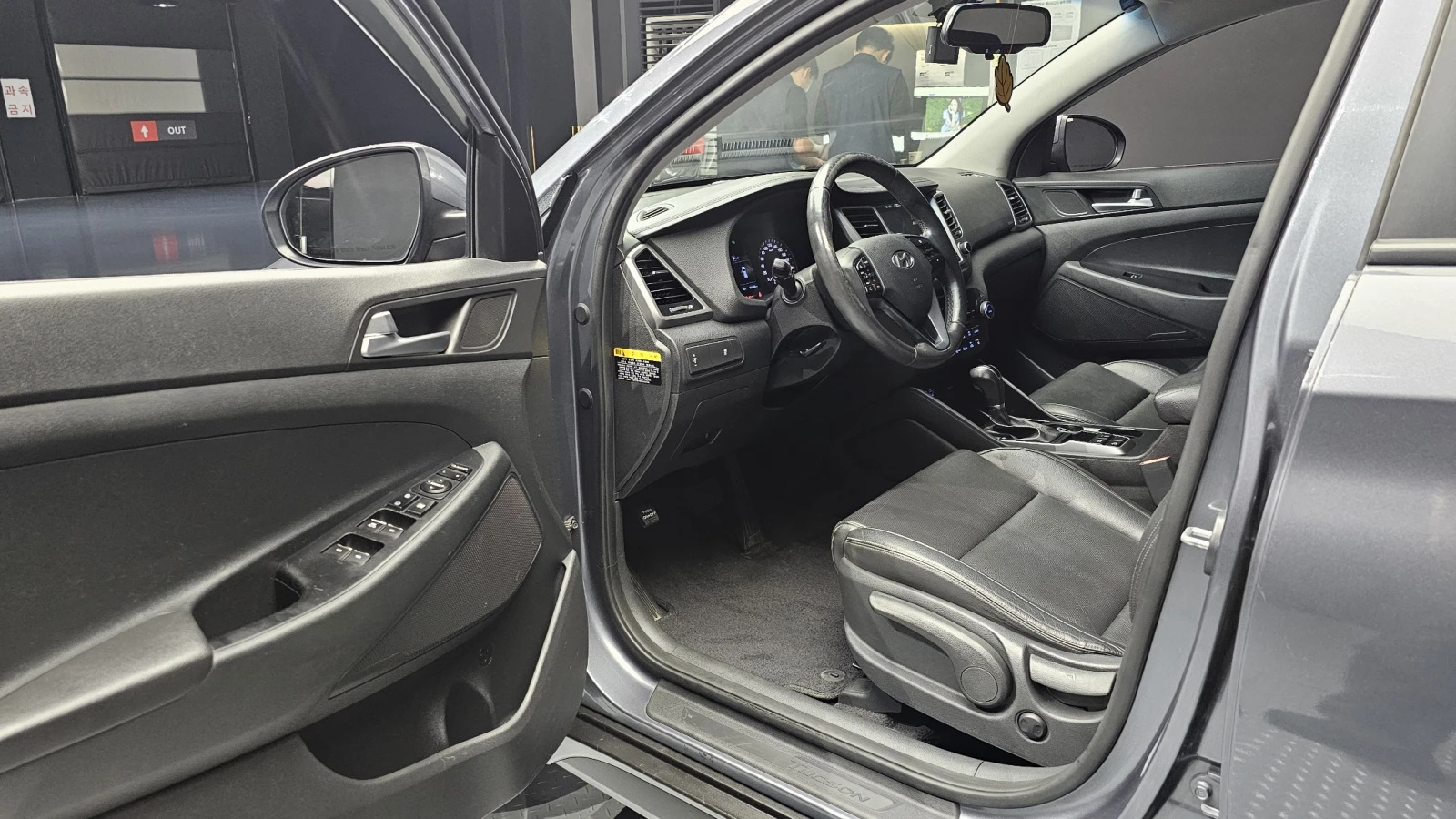 Hyundai Tucson 2.0 2WD MODERN | Mobile.bg   10