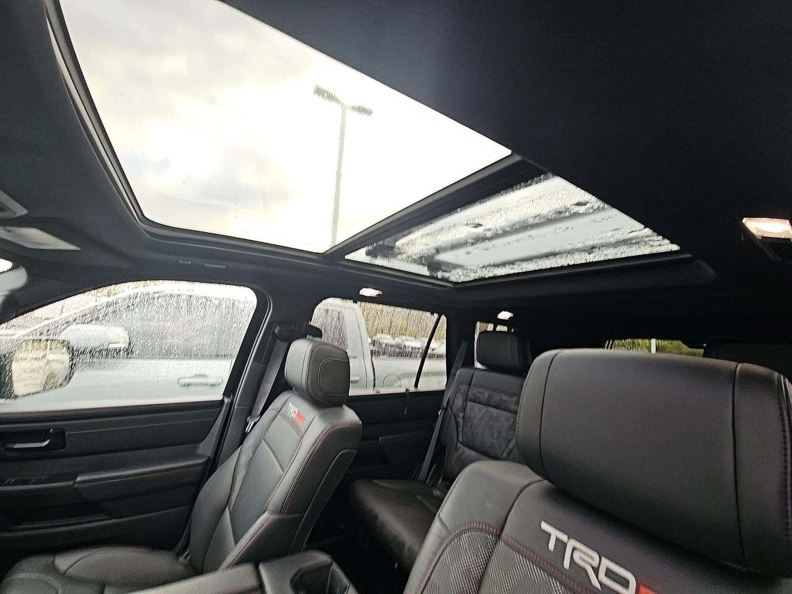 Toyota Sequoia TRD PRO, Hybrid, Pano,    2050 . | Mobile.bg   15