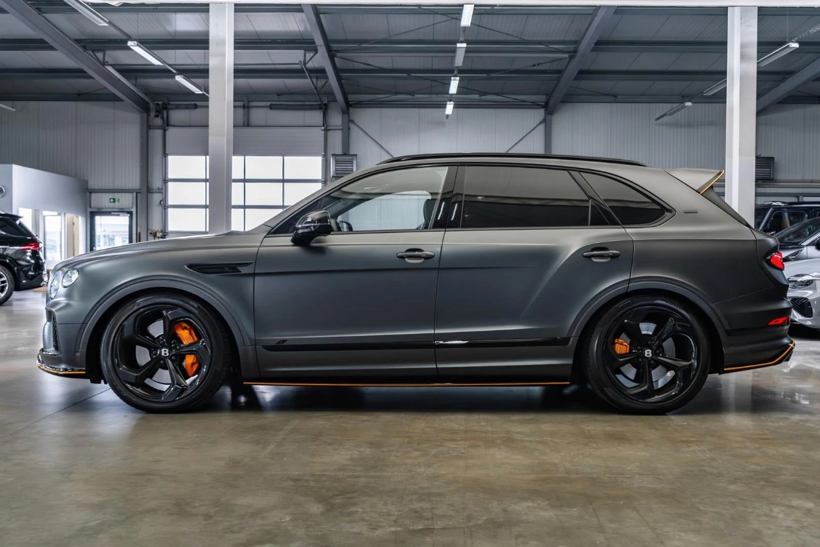 Bentley Bentayga S V8/BLACK EDITION/MULLINER/NAIM/PANO/HEAD UP/ - изображение 4