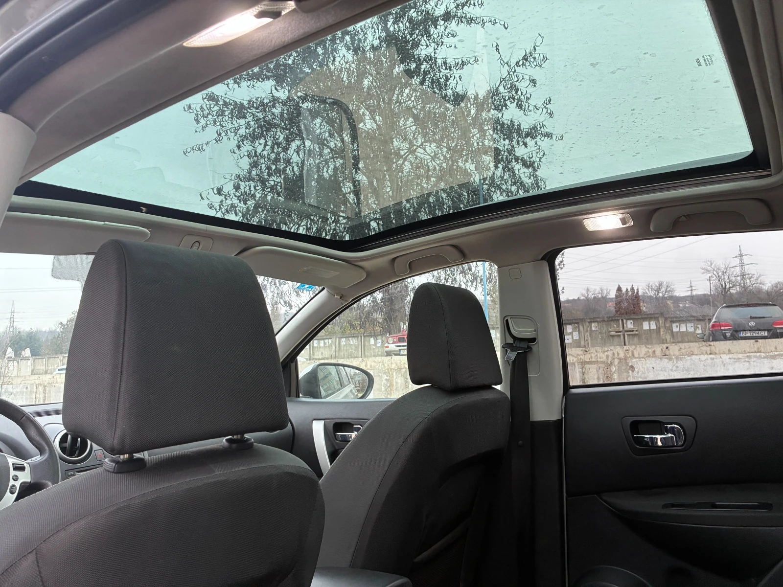 Nissan Qashqai, снимка 14 - Автомобили и джипове - 53887479