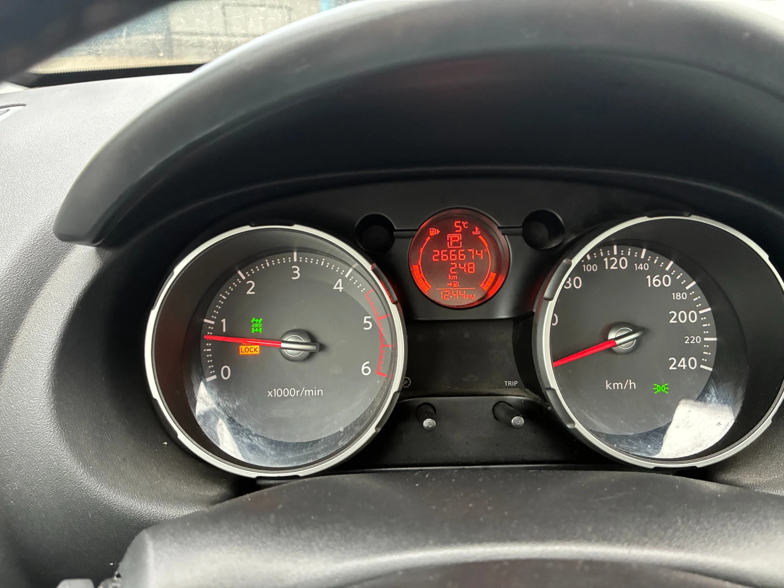 Nissan Qashqai, снимка 11 - Автомобили и джипове - 53887479