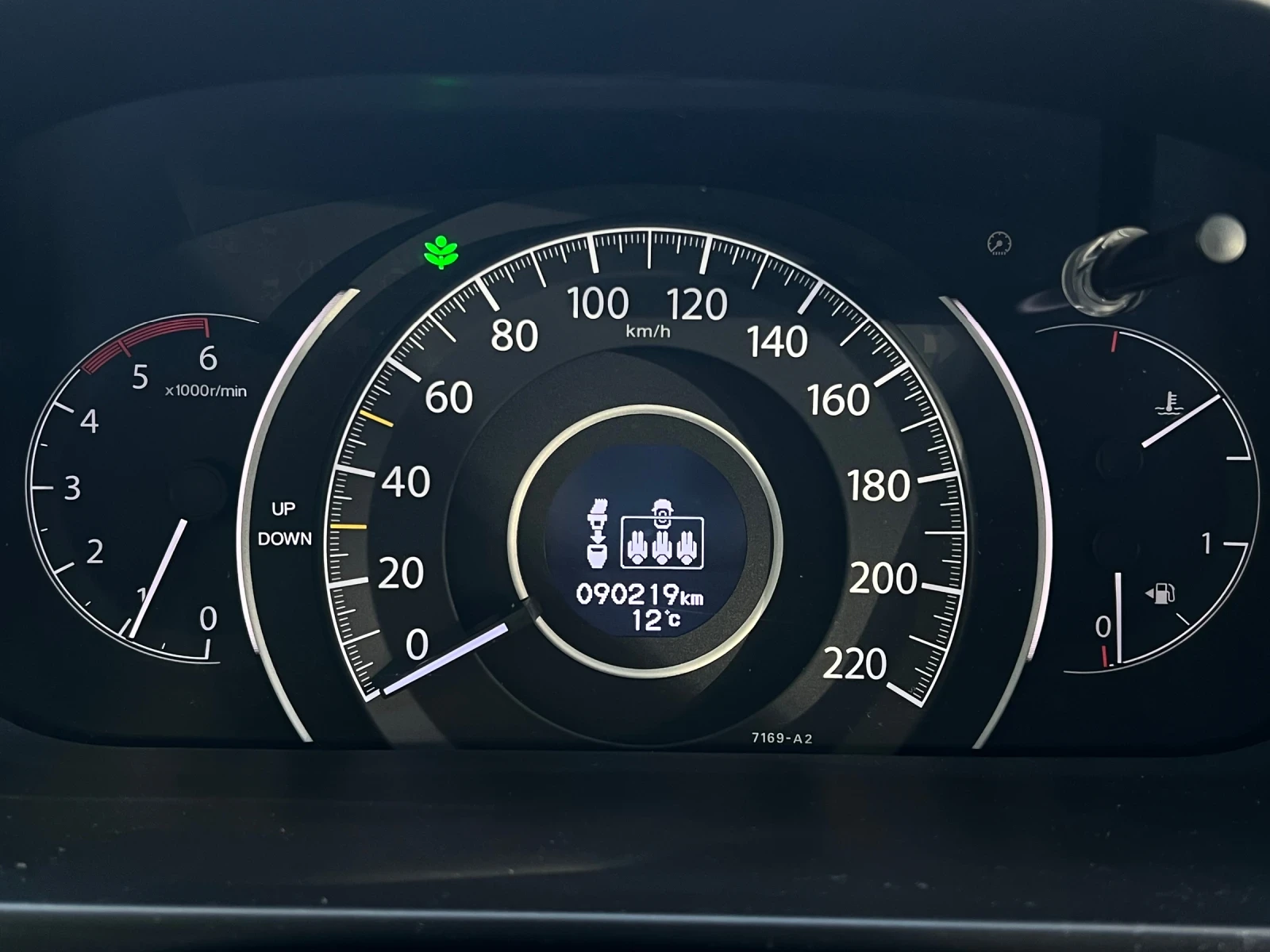 Honda Cr-v 1.6 89000km, снимка 11 - Автомобили и джипове - 53609708