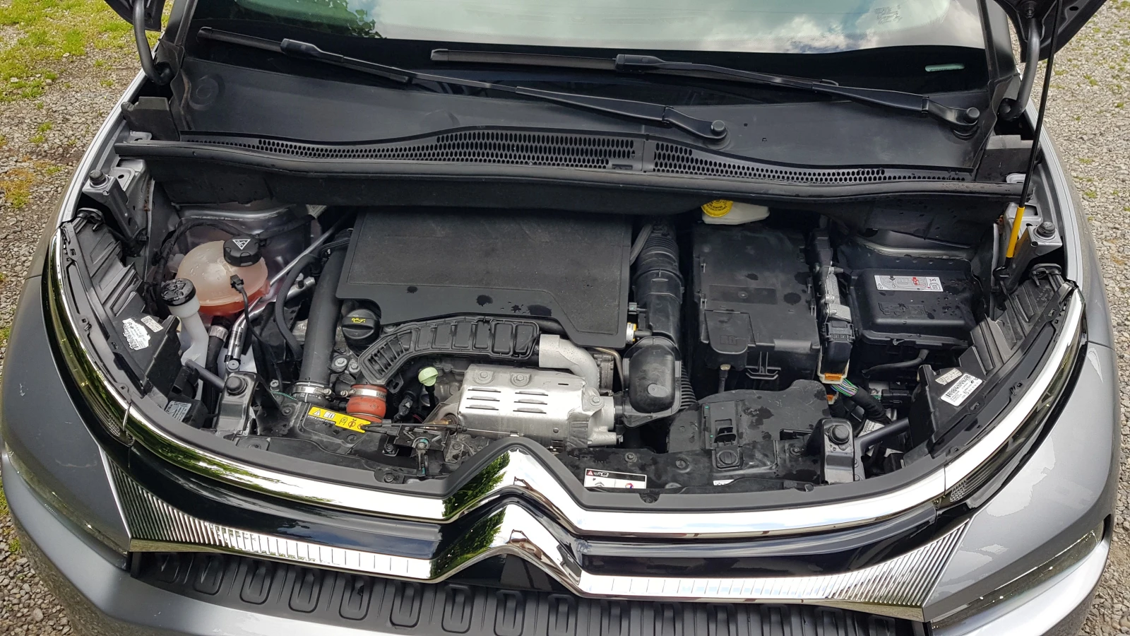 Citroen C3 Aircross 1.2THP Turbo, снимка 14 - Автомобили и джипове - 54004726