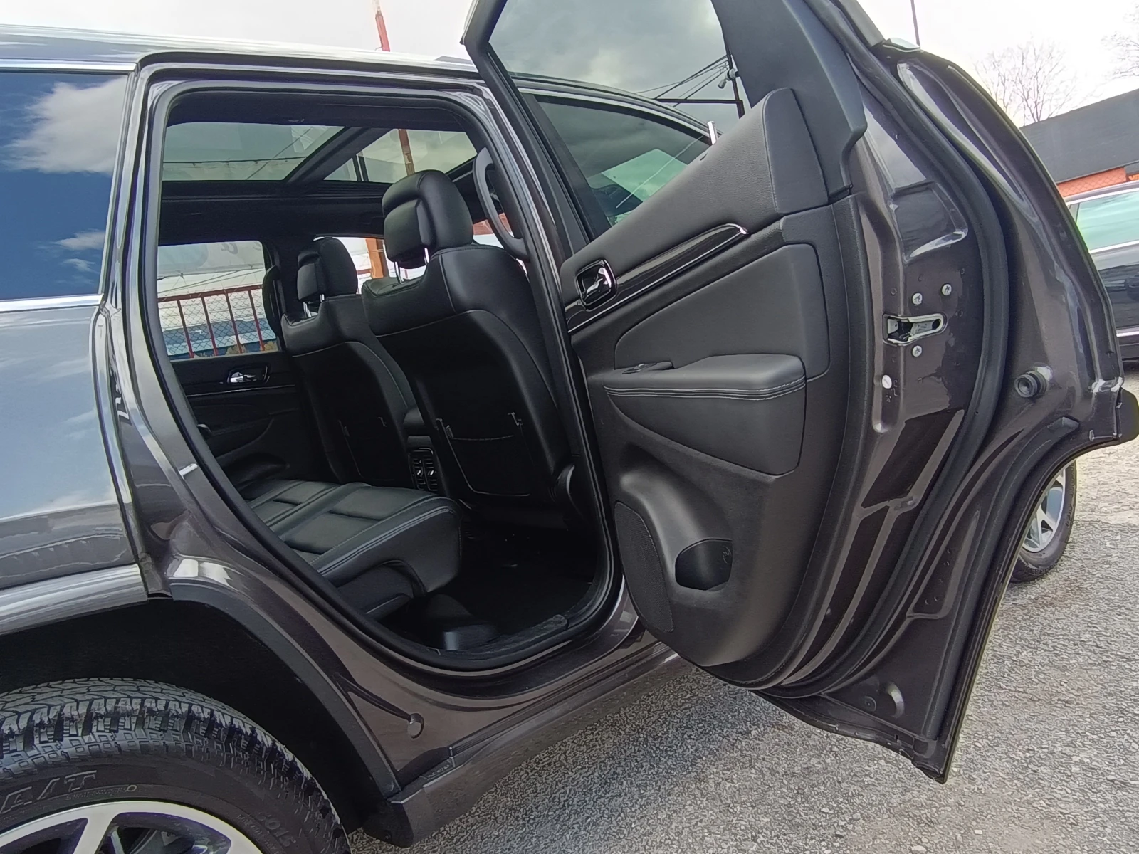 Jeep Grand cherokee "OVERLAND"-142 ���.��!!! ��������� !!! | Mobile.bg � ����������� 12