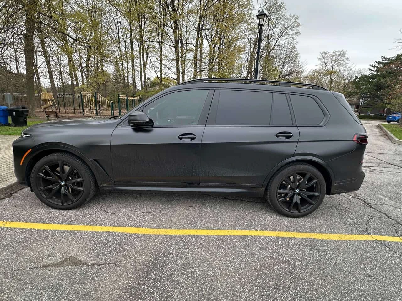 BMW X7 xDrive40i /ПАНОРАМА/ДИСТРОНИК/360 КАМЕРИ, снимка 3 - Автомобили и джипове - 54360968