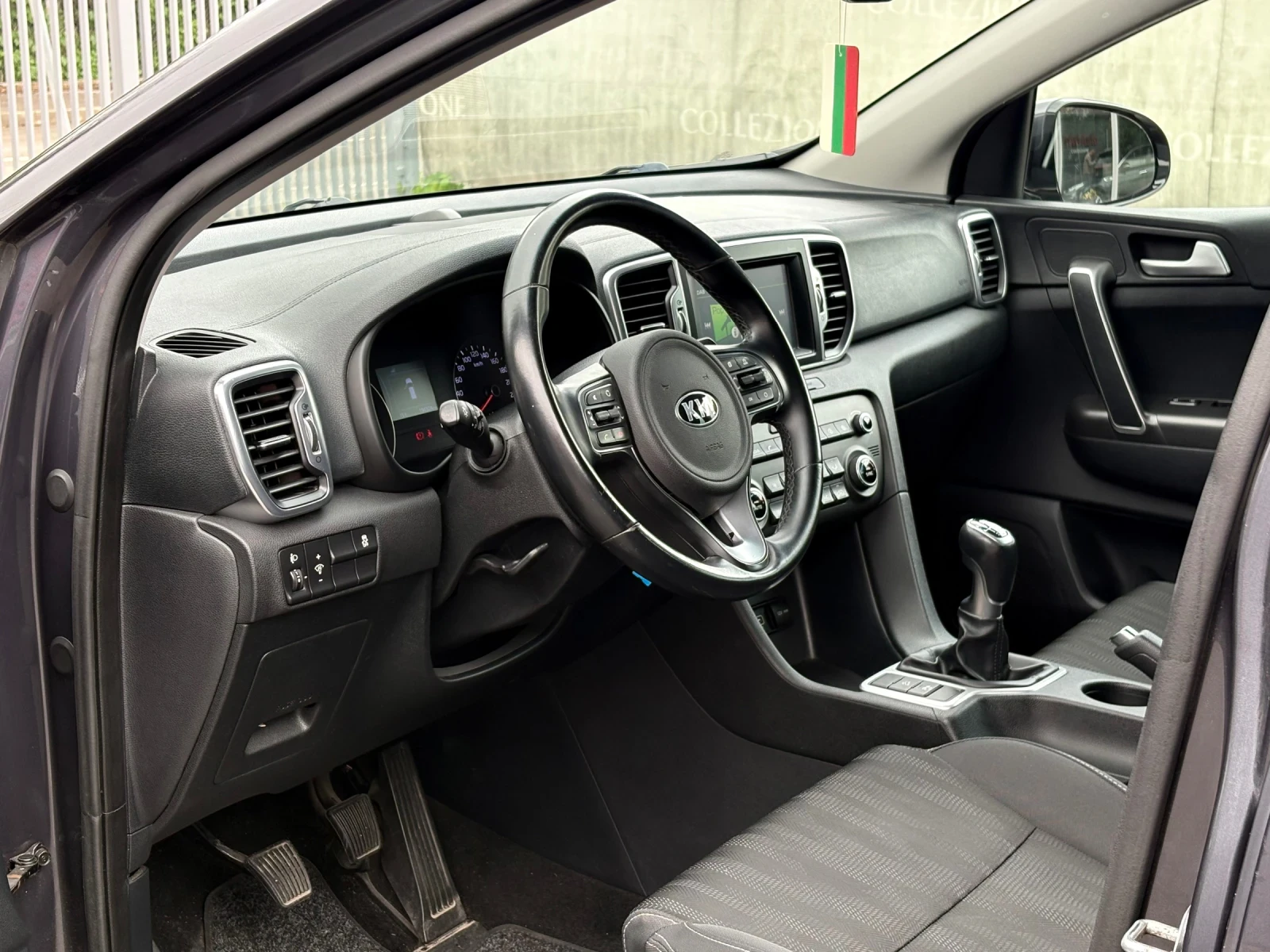 Kia Sportage 1.7 CRDI, GT LINE, LED, CAMERA, NAVI, EURO 6B, снимка 9 - Автомобили и джипове - 54641838