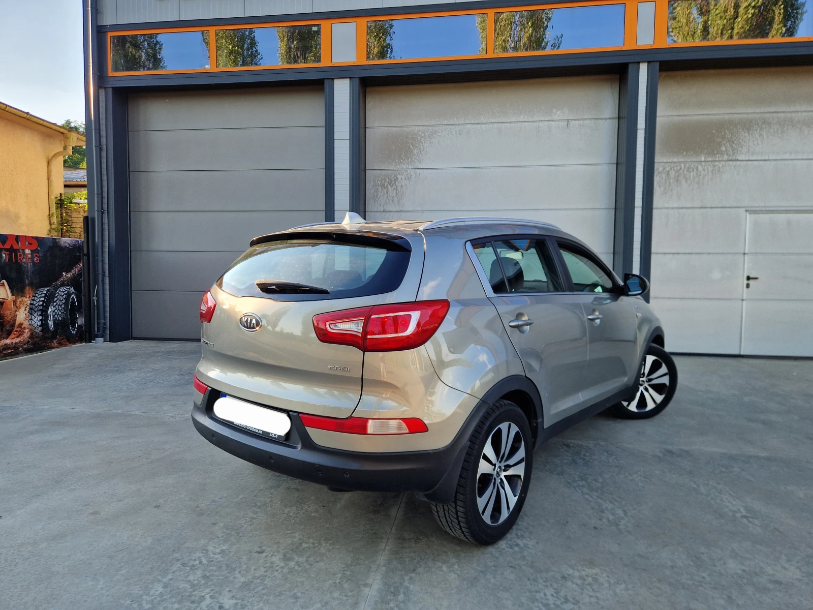 Kia Sportage 4x4 2.0d Лизинг, снимка 5 - Автомобили и джипове - 55621852