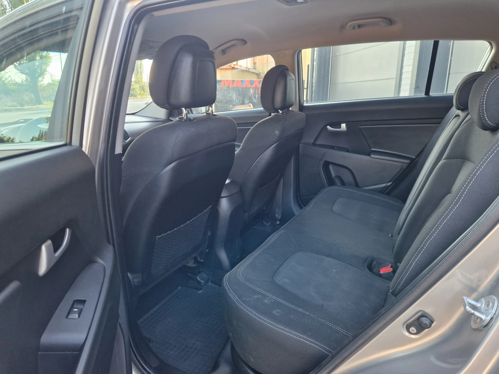 Kia Sportage 4x4 2.0d Лизинг, снимка 9 - Автомобили и джипове - 55621852