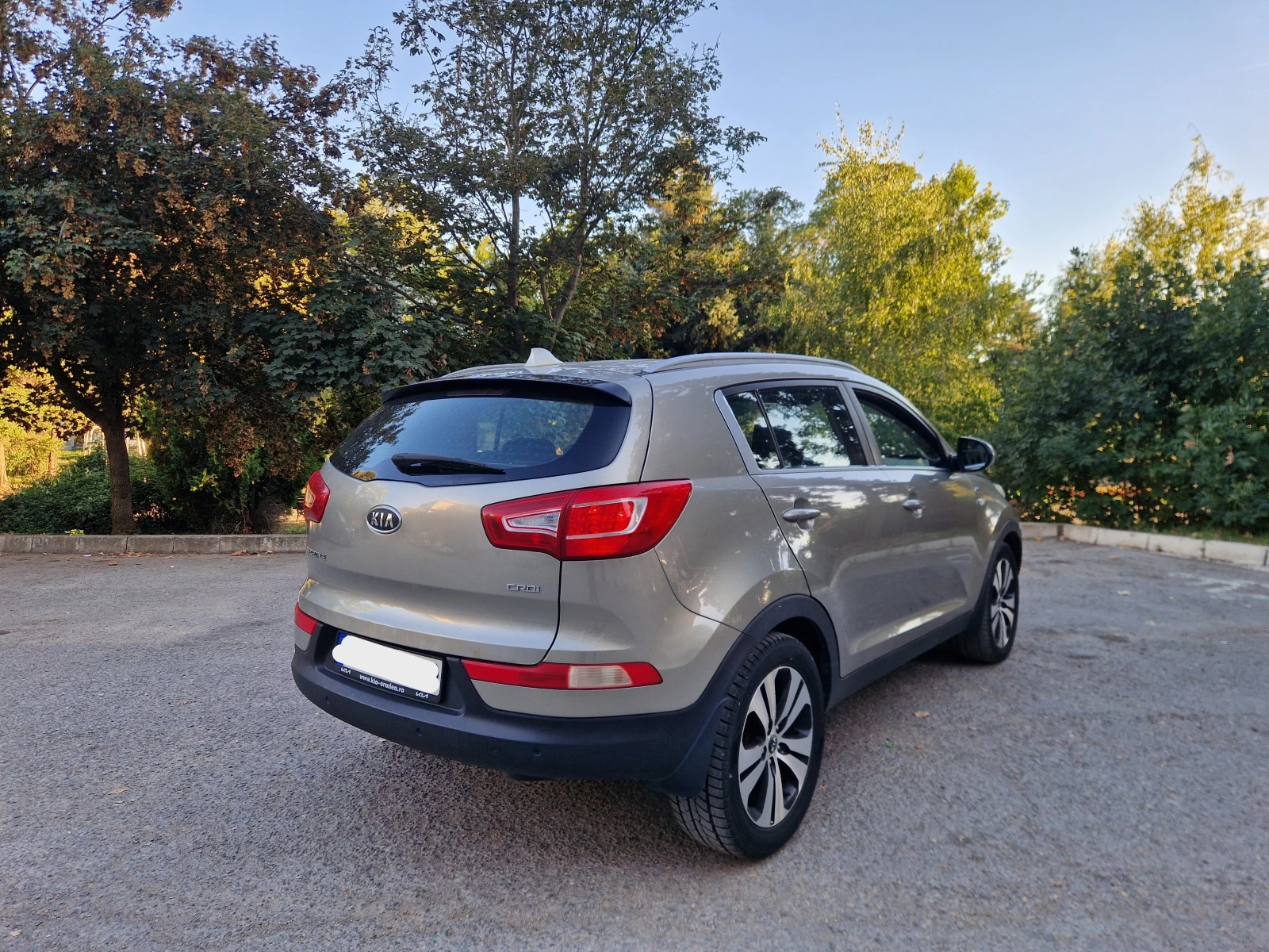 Kia Sportage 4x4 2.0d Лизинг, снимка 8 - Автомобили и джипове - 55621852
