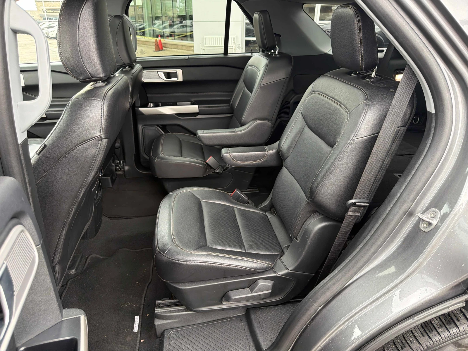 Ford Explorer * Limited * АВТОКРЕДИТ БЕЗ ПЪРВОНАЧАЛНА ВНОСКА* , снимка 13 - Автомобили и джипове - 55953257