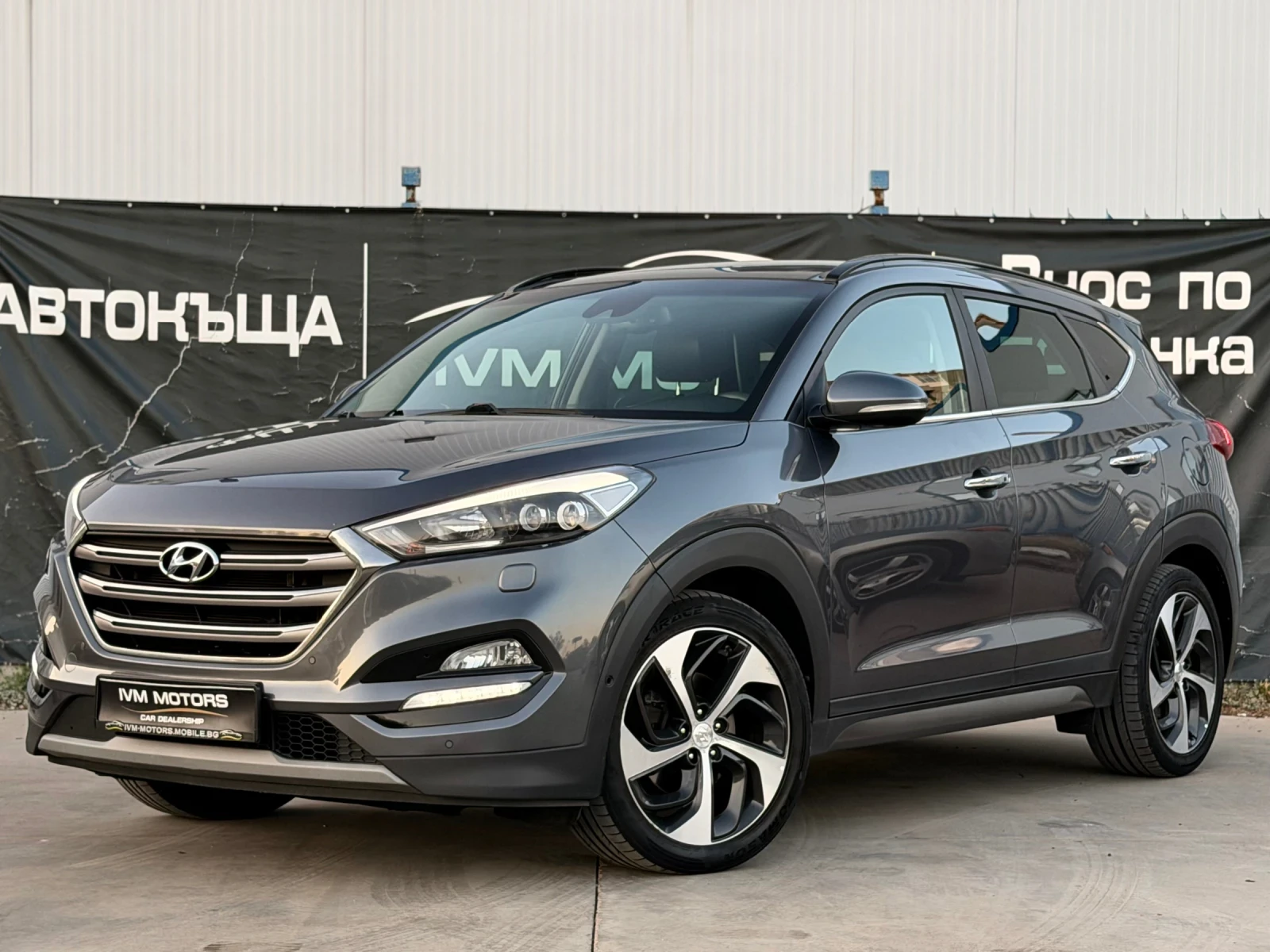 Hyundai Tucson 2.0CRDI* PREMUIM* 4X4* АВТОМАТИК, снимка 3 - Автомобили и джипове - 56293769