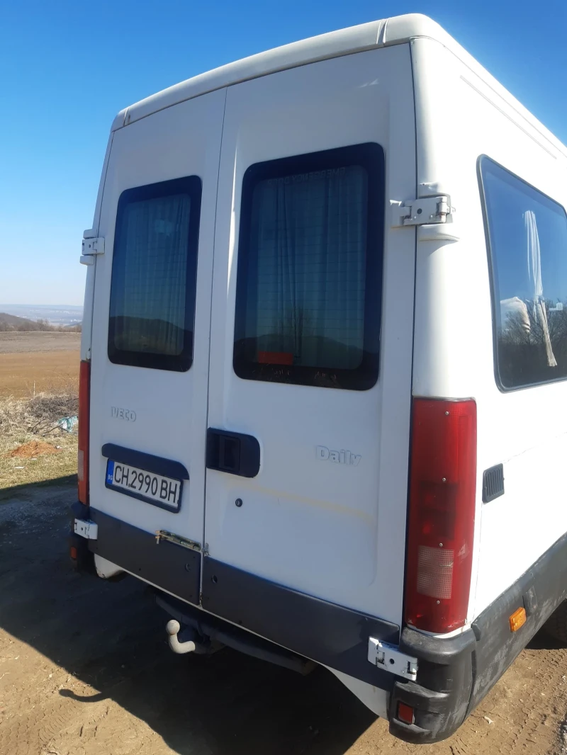 Iveco Daily, снимка 2 - Бусове и автобуси - 49373627