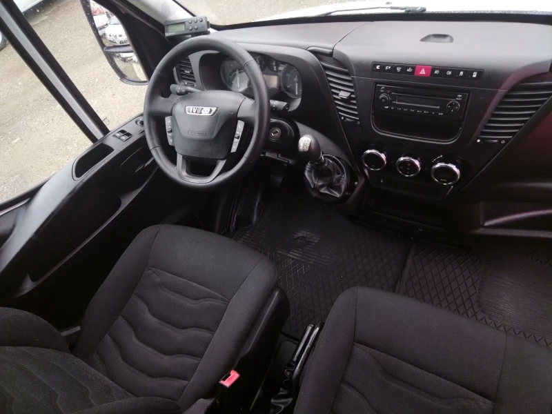 Iveco Daily 35-150 3000 куб.см, хладилен, 6скорости, темпомат,, снимка 14 - Бусове и автобуси - 51876351