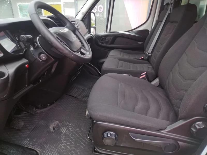 Iveco Daily 35-150 3000 куб.см, хладилен, 6скорости, темпомат,, снимка 16 - Бусове и автобуси - 51876351